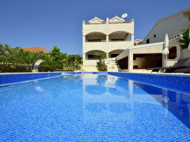 Foto van exterieur van Appartement Trogir/Okrug Gornji