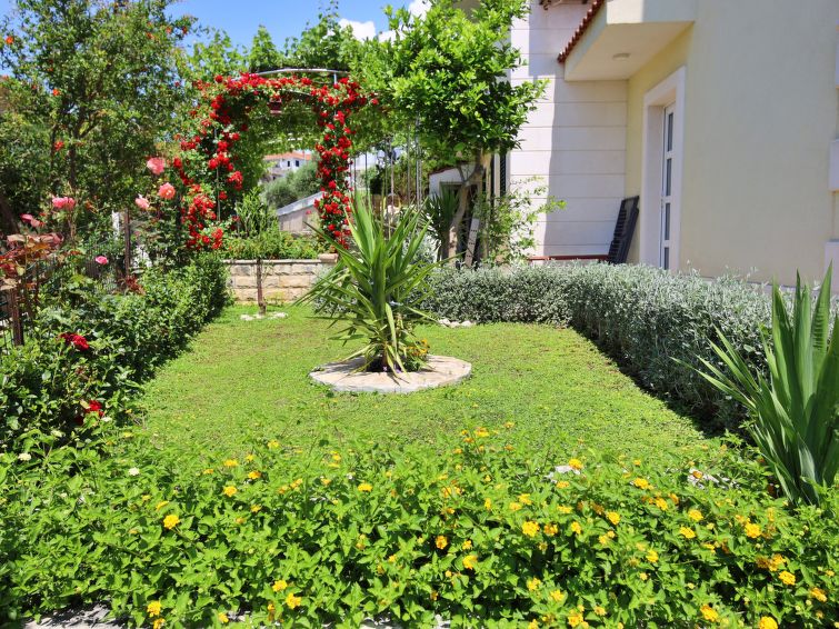 Foto van exterieur van Appartement Trogir/Okrug Gornji