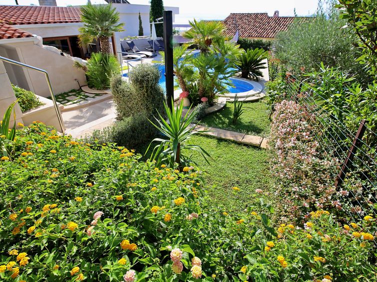 Foto van exterieur van Appartement Trogir/Okrug Gornji