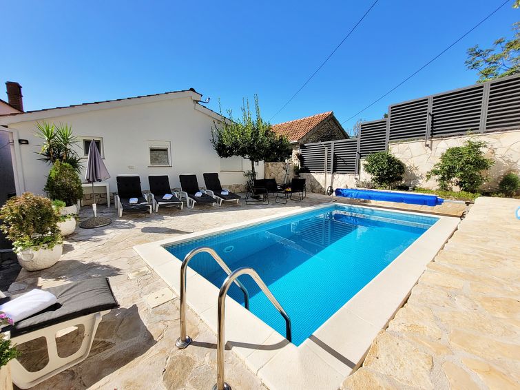 Foto van exterieur van Vakantiehuis Makarska