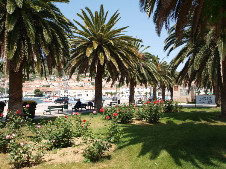 Ontsnap naar Appartement Surjan in Vela Luka, Kroati | Out! Vakantiehuizen