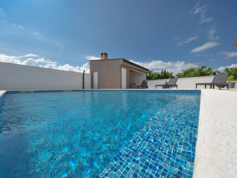 Foto van exterieur van Vakantiehuis Zadar/Sukosan