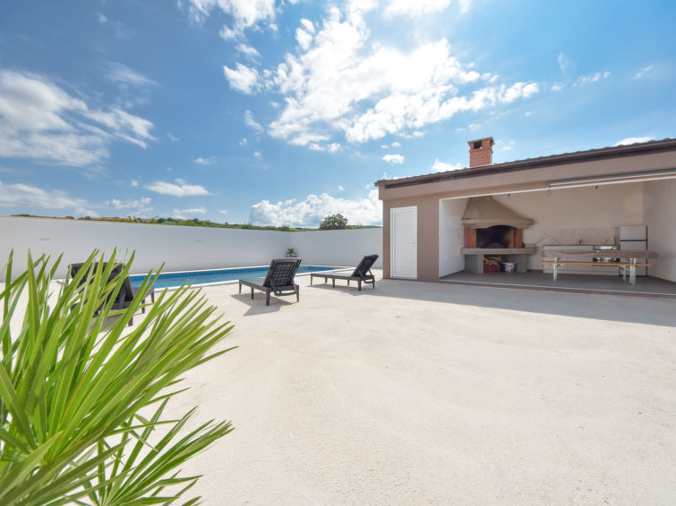 Foto van exterieur van Vakantiehuis Zadar/Sukosan