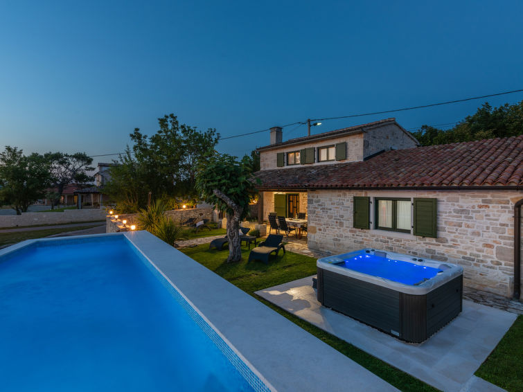 Foto van exterieur van Vakantiehuis Rovinj/Kanfanar