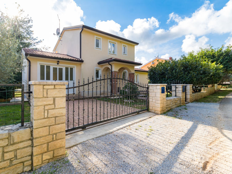 Foto van exterieur van Vakantiehuis Porec