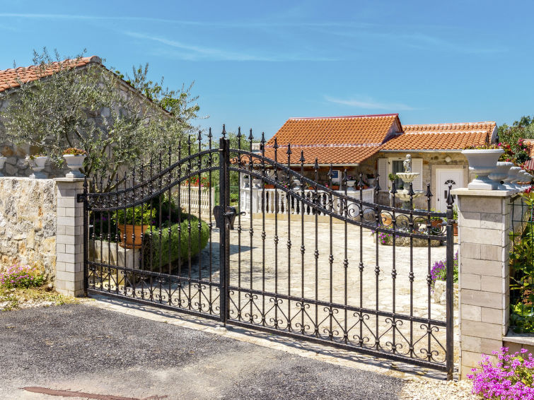 Foto van exterieur van Vakantiehuis Porec