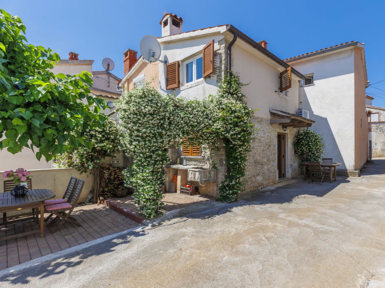 Foto van exterieur van Vakantiehuis Porec/Kastelir