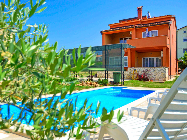 Gezellig Vakantiehuis Marko in Novigrad, Istri | Out! Vakantiehuizen