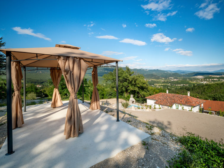 Foto van exterieur van Vakantiehuis Buzet Foto van exterieur van Vakantiehuis Buzet