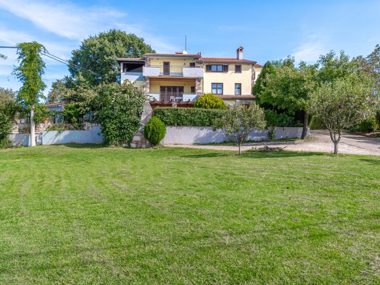 Foto van exterieur van Appartement Pazin