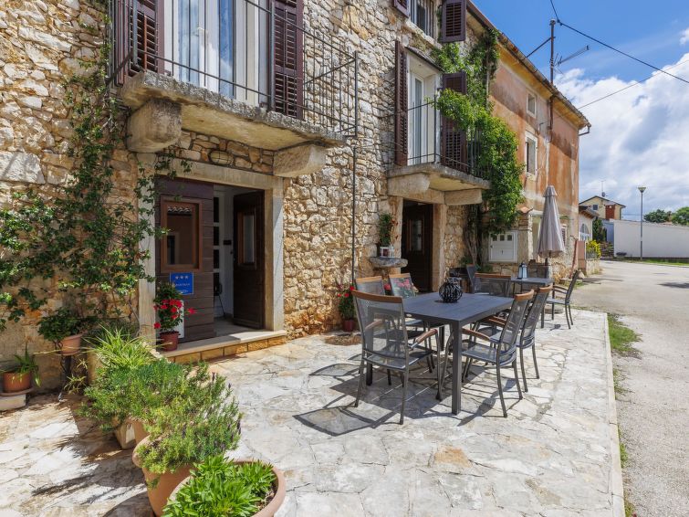 Foto van exterieur van Vakantiehuis Porec