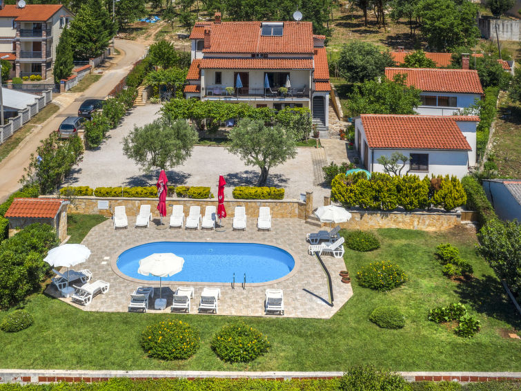Foto van exterieur van Appartement Porec/Kastelir