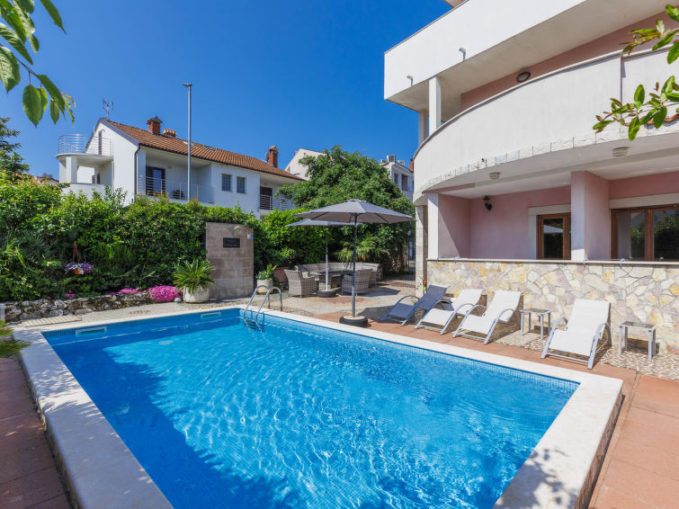 Foto van exterieur van Appartement Rovinj