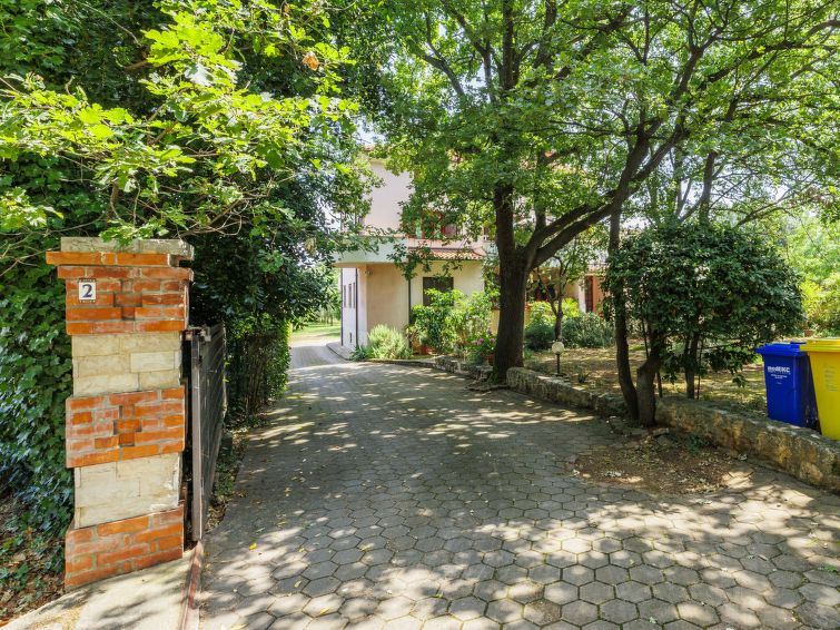 Foto van exterieur van Appartement Pula
