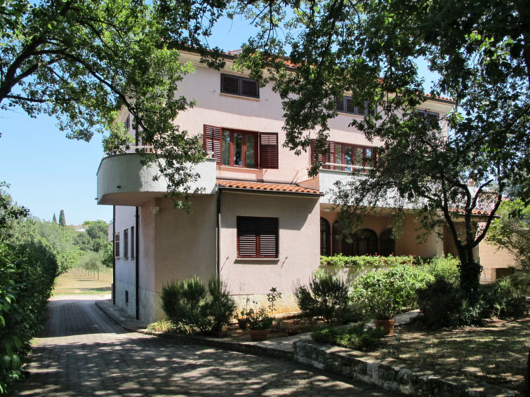Foto van exterieur van Appartement Pula