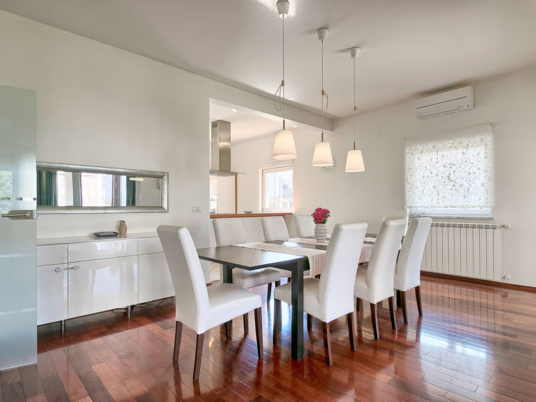 Foto van wonen van Vakantiehuis Stinjan
