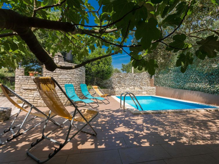 Foto van exterieur van Appartement Pula/Krnica