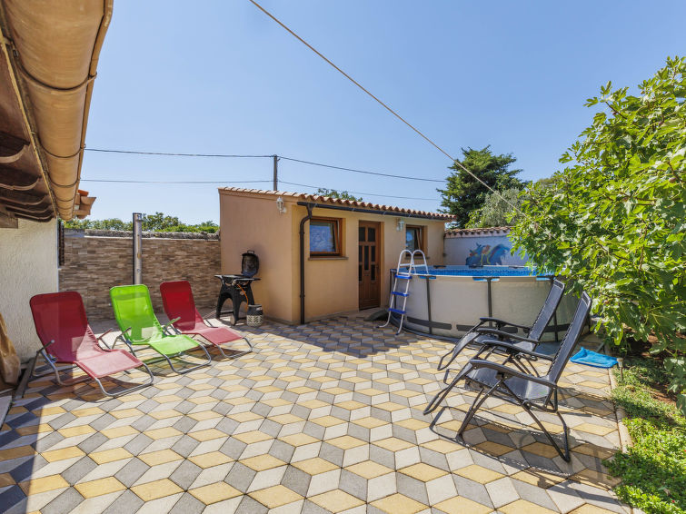 Foto van exterieur van Vakantiehuis Pula/Krnica
