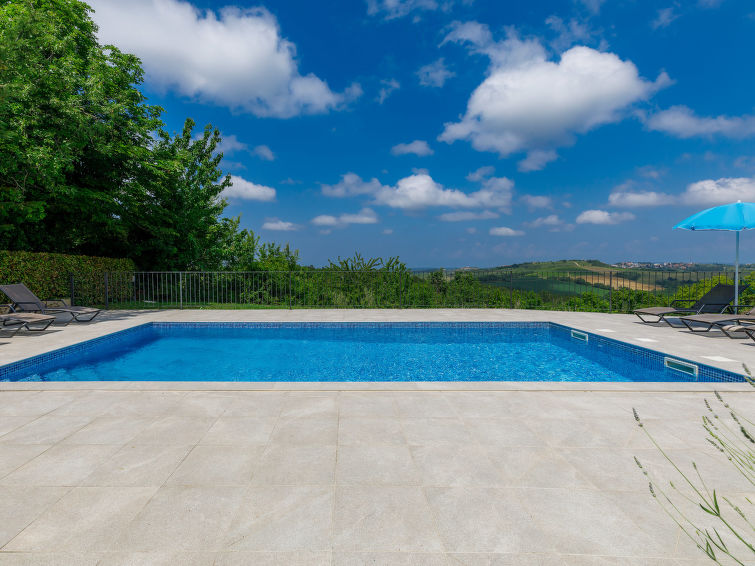 Foto van exterieur van Vakantiehuis Buje Foto van exterieur van Vakantiehuis Buje