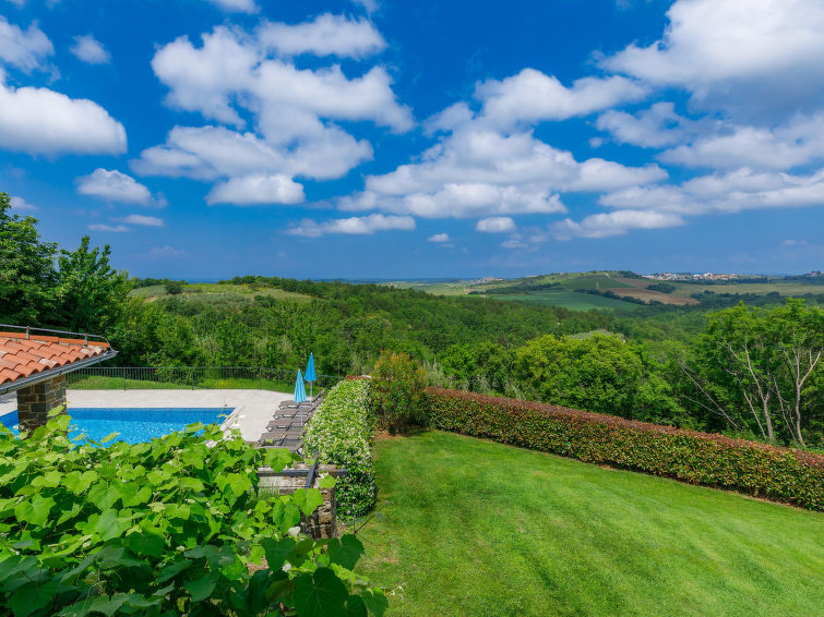 Foto van exterieur van Vakantiehuis Buje Foto van exterieur van Vakantiehuis Buje