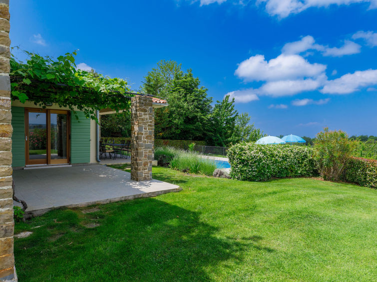 Foto van exterieur van Vakantiehuis Buje Foto van exterieur van Vakantiehuis Buje