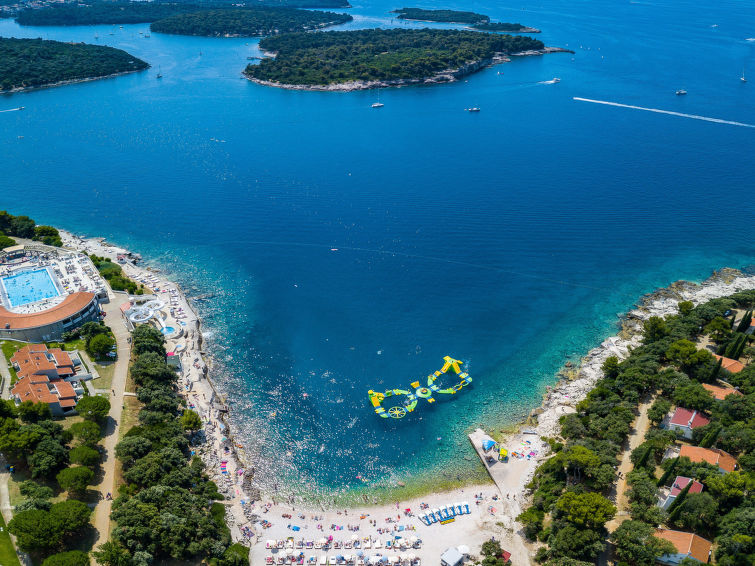 Foto van omgeving van Vakantiehuis Pula