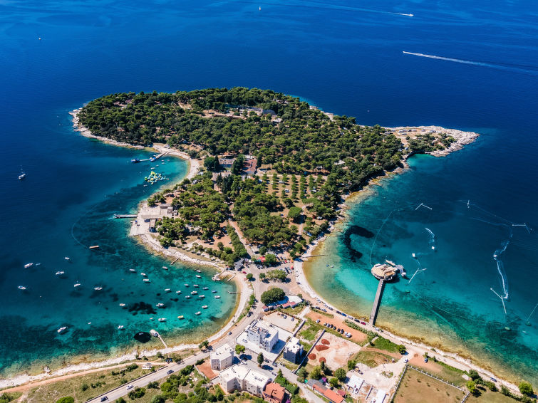 Foto van omgeving van Vakantiehuis Pula