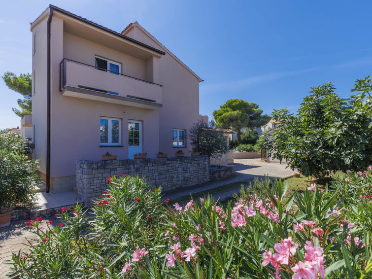 Foto van exterieur van Appartement Stinjan