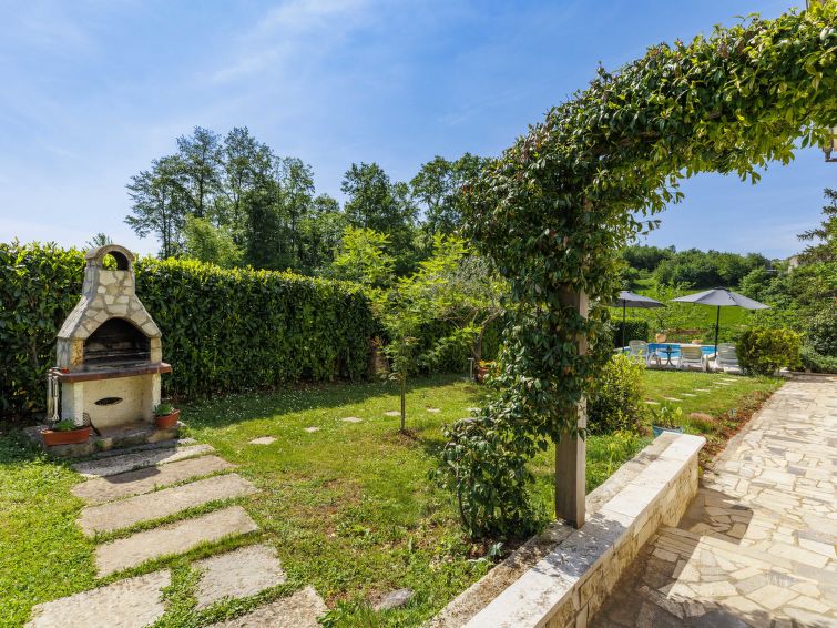 Foto van exterieur van Vakantiehuis Motovun