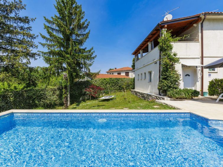 Foto van exterieur van Vakantiehuis Motovun