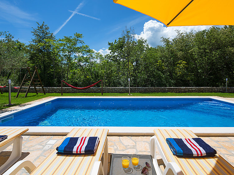 Foto van exterieur van Vakantiehuis Trget