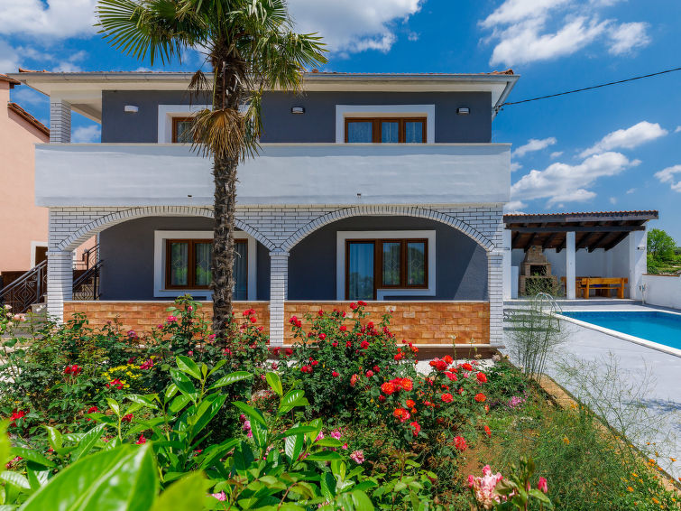 Geniet van Rust en Comfort in Vakantiehuis Mia in Istri | Out! Vakantiehuizen