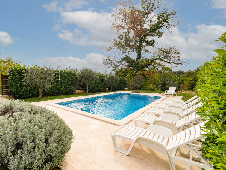 Foto van exterieur van Vakantiehuis Picanin de winter