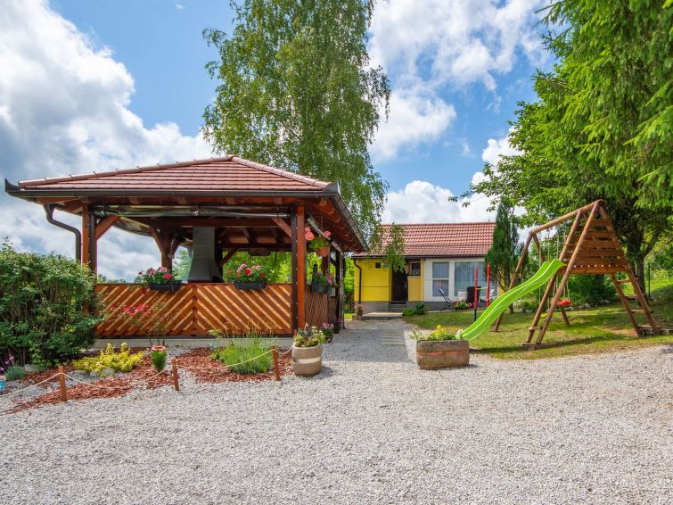 Foto van exterieur van Vakantiehuis Ogulin