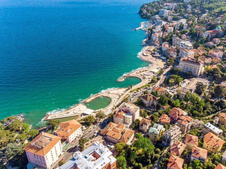 Foto van omgeving van Appartement Opatija