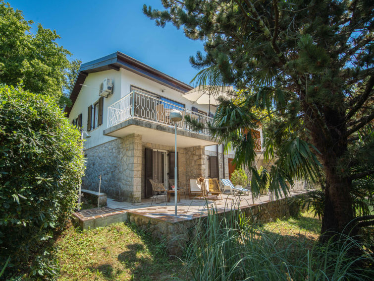 Ontsnap naar Vakantiehuis Vesna: Uw Droomverblijf in Njivice... | Out! Vakantiehuizen