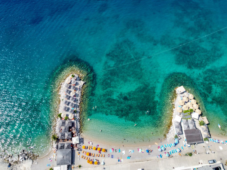 Foto van omgeving van Vakantiehuis Krk/Njivice