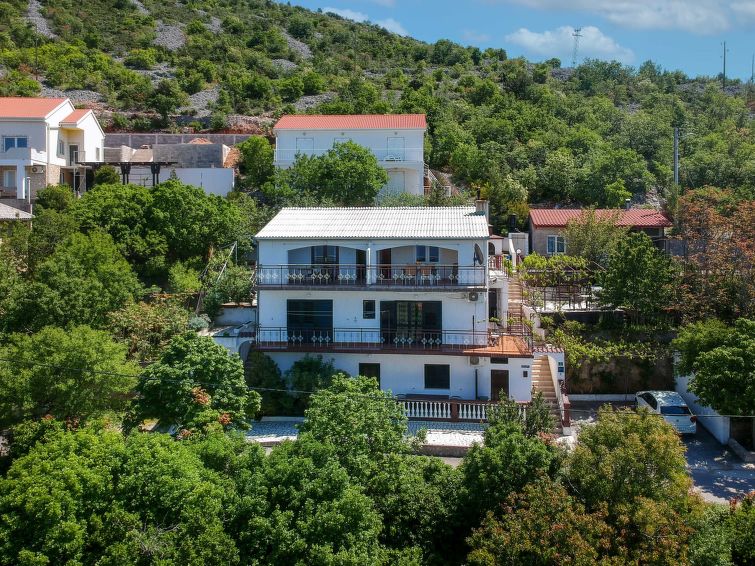 Foto van exterieur van Appartement Senj