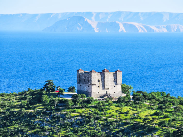 Foto van omgeving van Vakantiehuis Senj