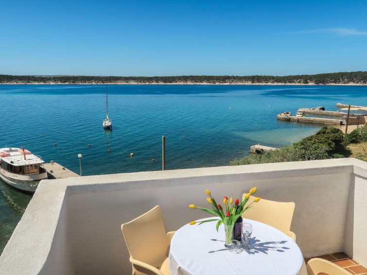 Ontspannen Vakantie in Appartement Ana in Rab, Kroati | Out! Vakantiehuizen