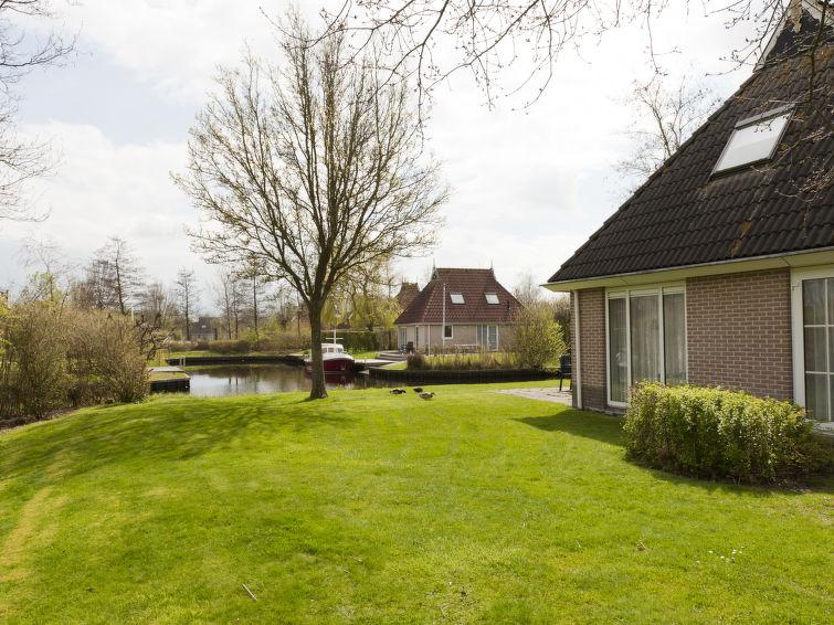 Foto van exterieur van Vakantiehuis Eernewoude