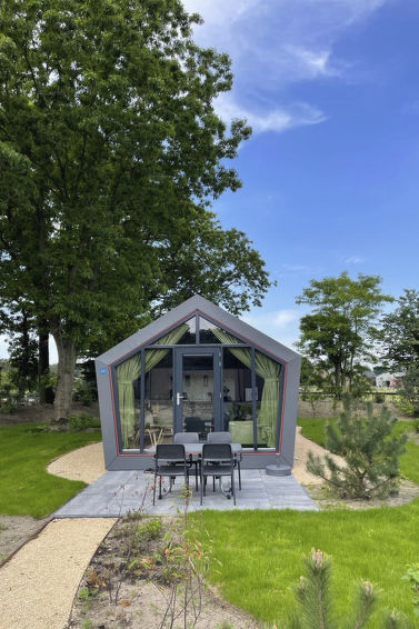 Ontsnap naar het Rustieke 'Tiny House Solo Retreat 4' in Ott... | Out! Vakantiehuizen