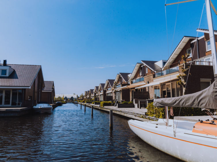 Comfortabel Vakantiehuis Assum in Uitgeest | Out! Vakantiehuizen