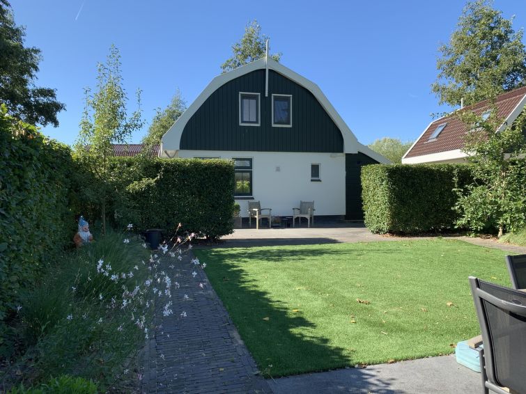 Restyled Koningshoeve voor 4 Personen in Schoorl | Out! Vakantiehuizen
