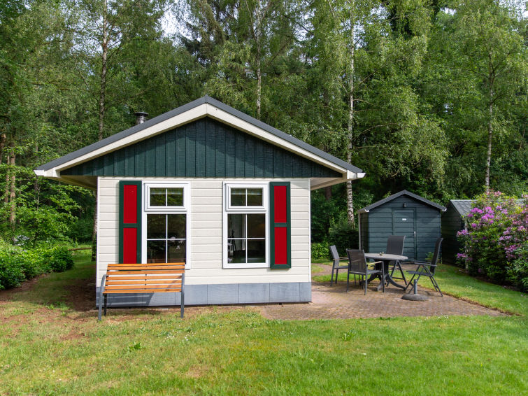 Comfortabel 4-persoons Bos Chalet in Dalfsen | Out! Vakantiehuizen