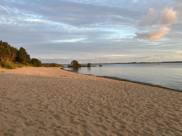 Foto van exterieur van Vakantiehuis Hellevoetsluis
