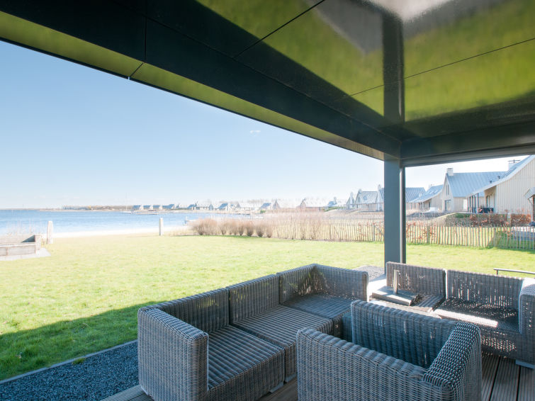Foto van exterieur van Vakantiehuis Tholen