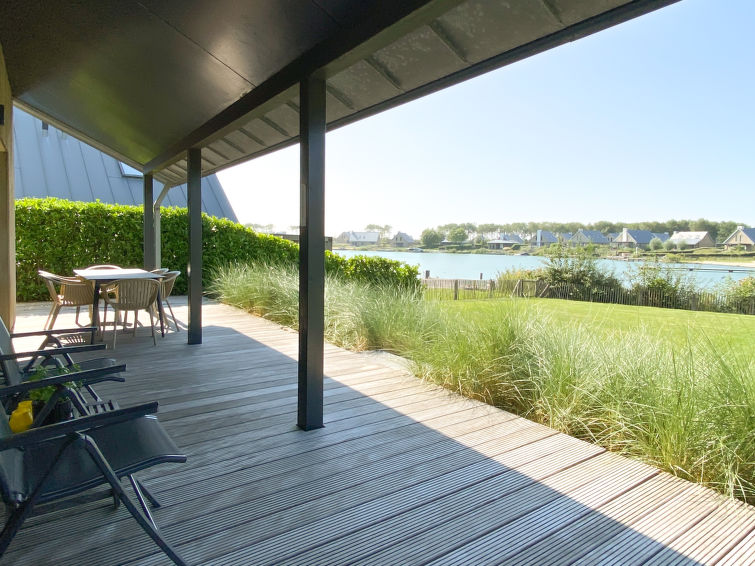 Foto van exterieur van Vakantiehuis Tholen