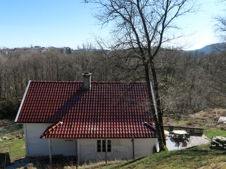 Foto van exterieur van Vakantiehuis Austevollin de winter