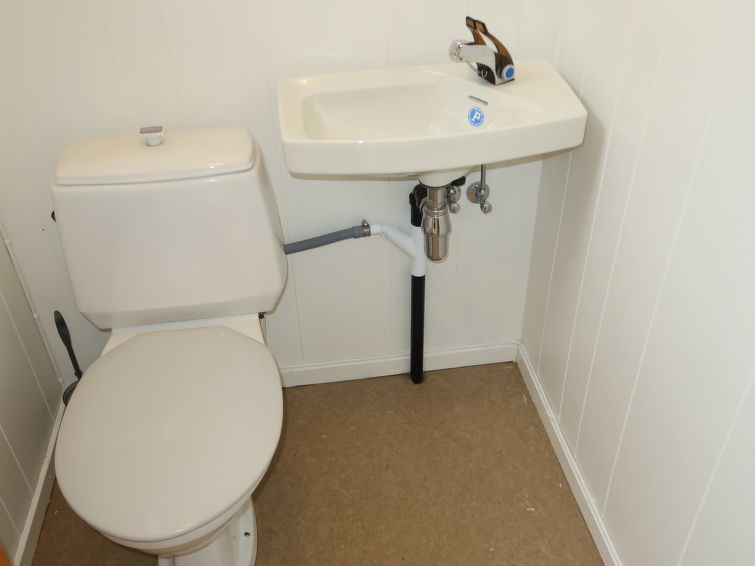 Foto van wonen van Vakantiehuis Leirvik Foto van wonen van Vakantiehuis Leirvik